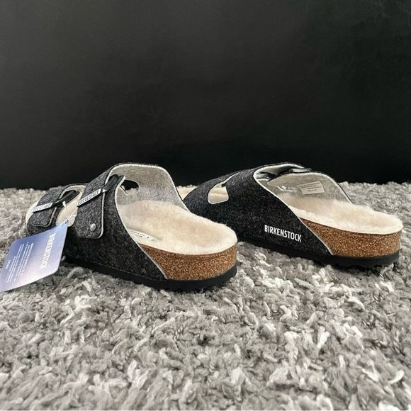 NIB Birkenstock Arizona Happy Lamb Women’s Sandals - Picture 7 of 11